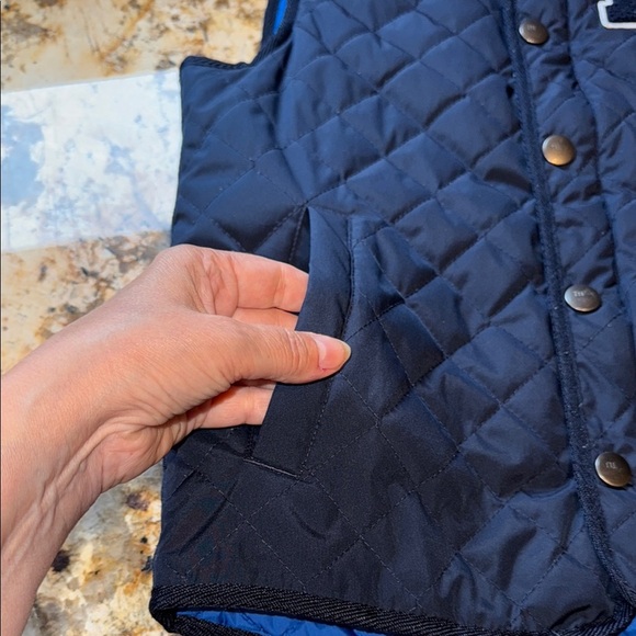 Tommy Hilfiger Vest Navy Blue Quilted Sporty Style and Varsity H Kids Size 8-10 - Picture 7 of 12